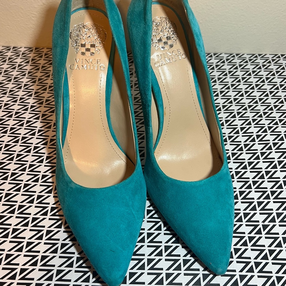 Vince Camuto Turquoise Blue Suede Pumps